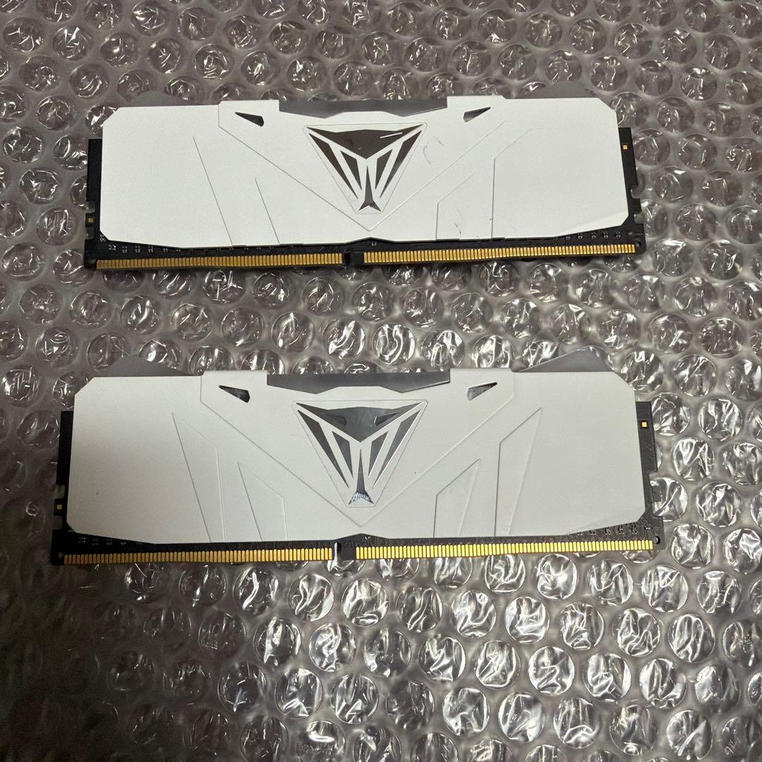 P*n様 RGBイルミネーション搭載DDR4 3200MHz PC4-25600