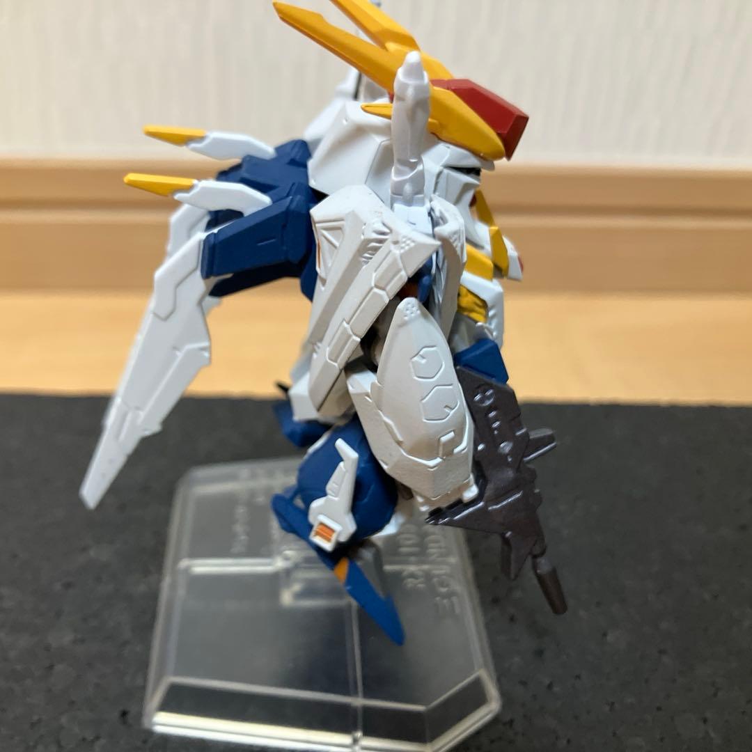 ガンダムコンバージ　クスィーガンダム、ペーネロペー、ザク　セット