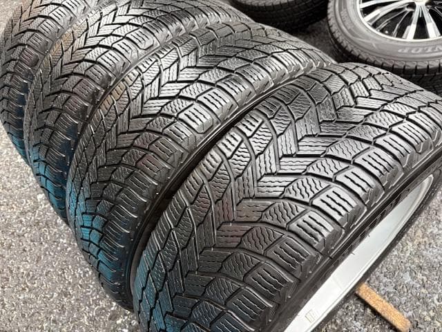 スタッドレスセット  X1,X2(F48,F39) などに！TRG