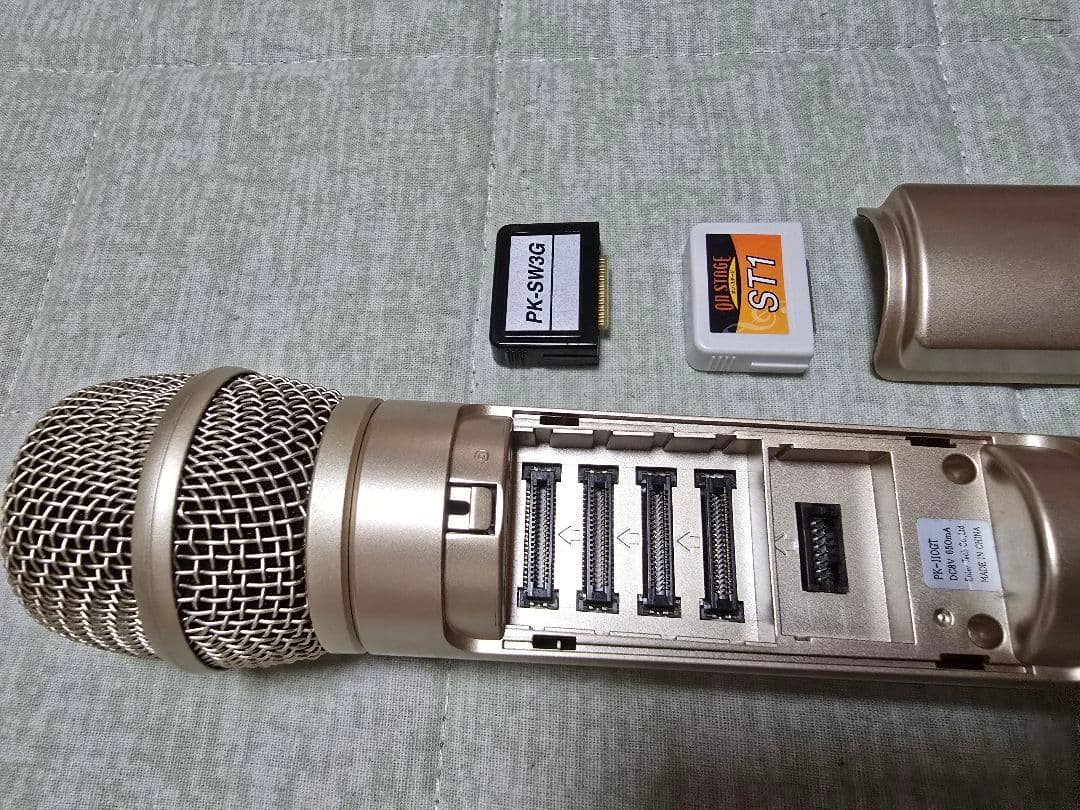 オンステージカラオケ PK-110GT(N)ゴールド※ペアマイク&追加チップ付き