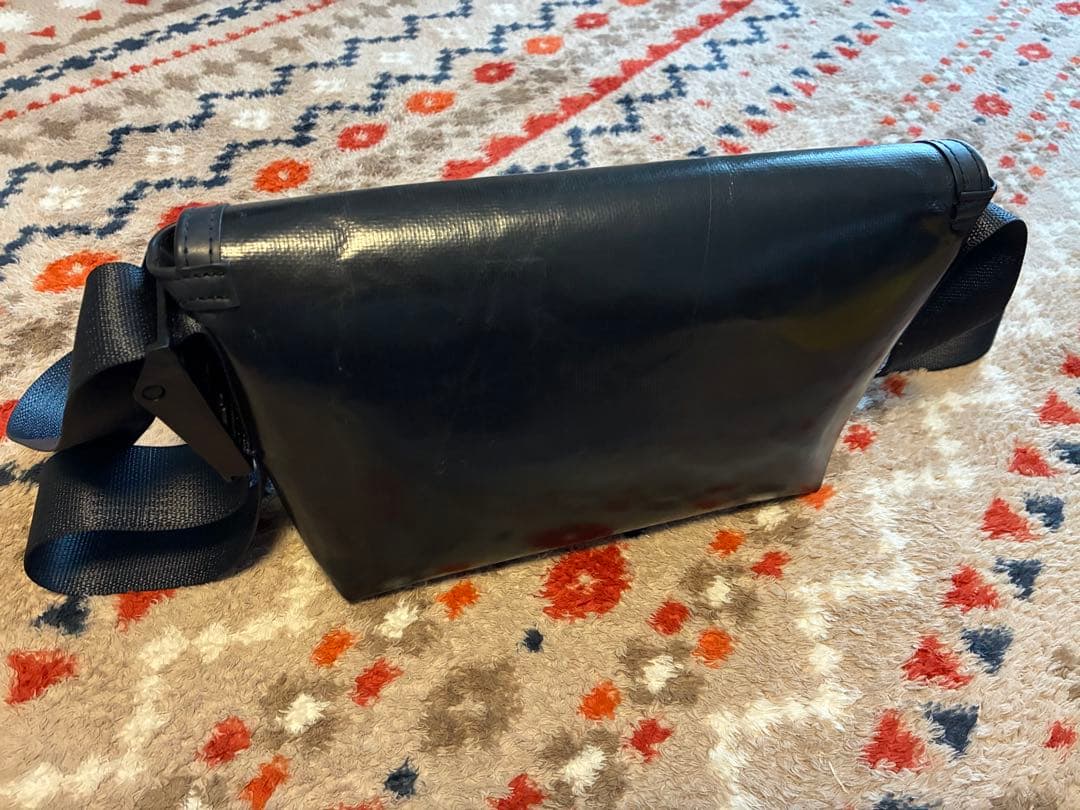 美品 FREITAG ショルダーバッグ ブラック