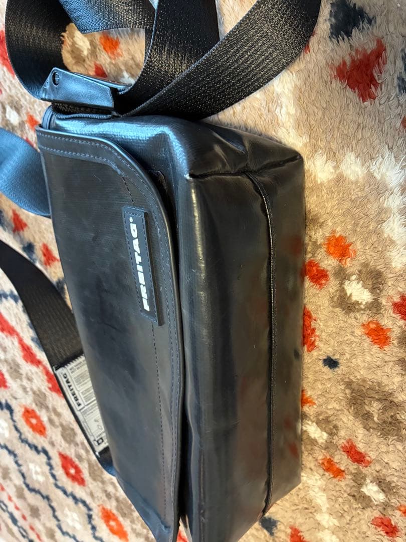 美品 FREITAG ショルダーバッグ ブラック