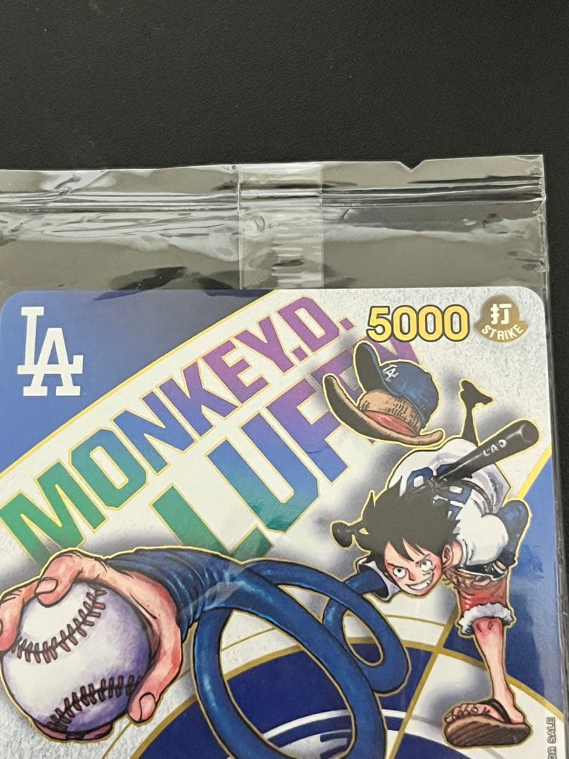 【未開封】ワンピース カード ドジャース モンキー・D・ルフィ 大谷翔平