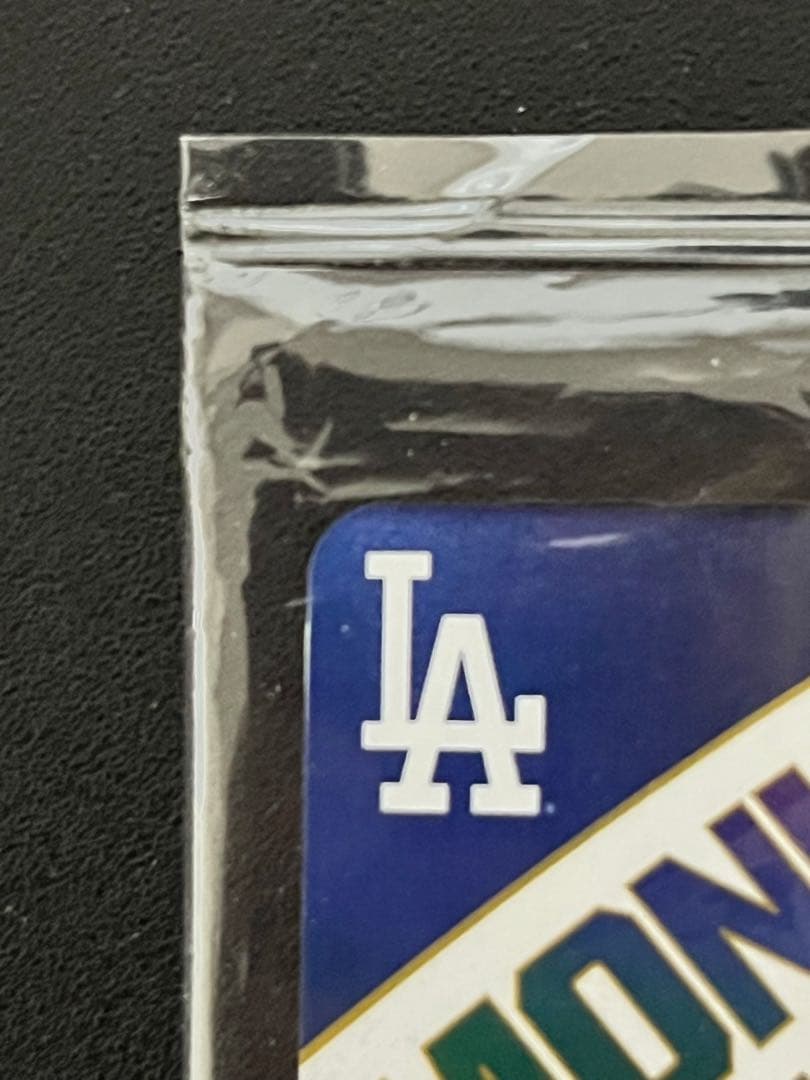 【未開封】ワンピース カード ドジャース モンキー・D・ルフィ 大谷翔平