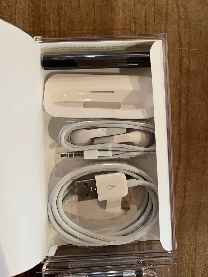 新品　iPod touch 第2世代　8GB シルバー