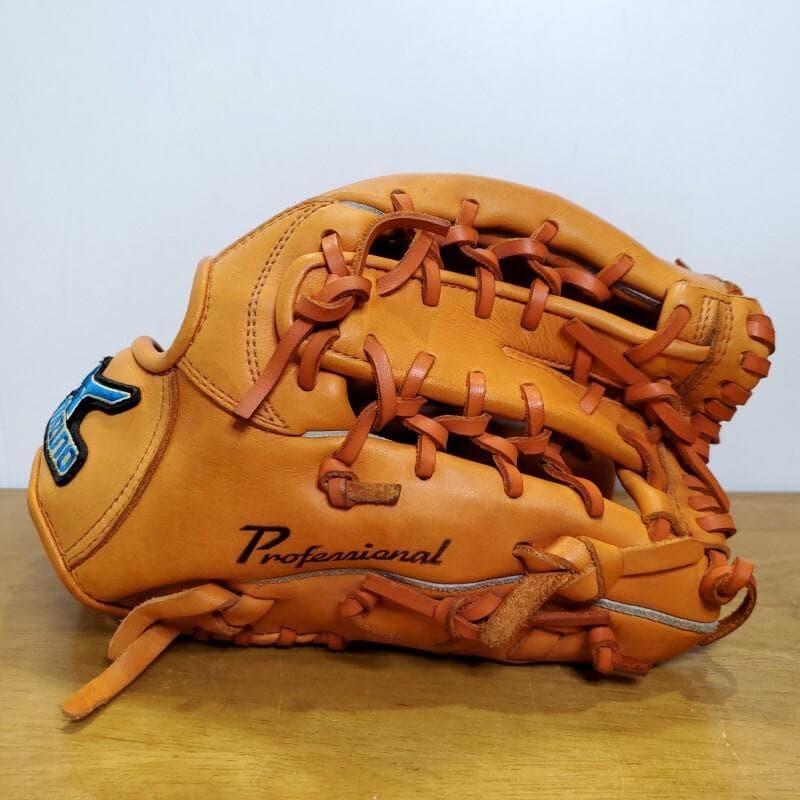 ミズノ MIZUNO 新井貴浩モデル 阪神時代 良品 内野用 軟式グローブ