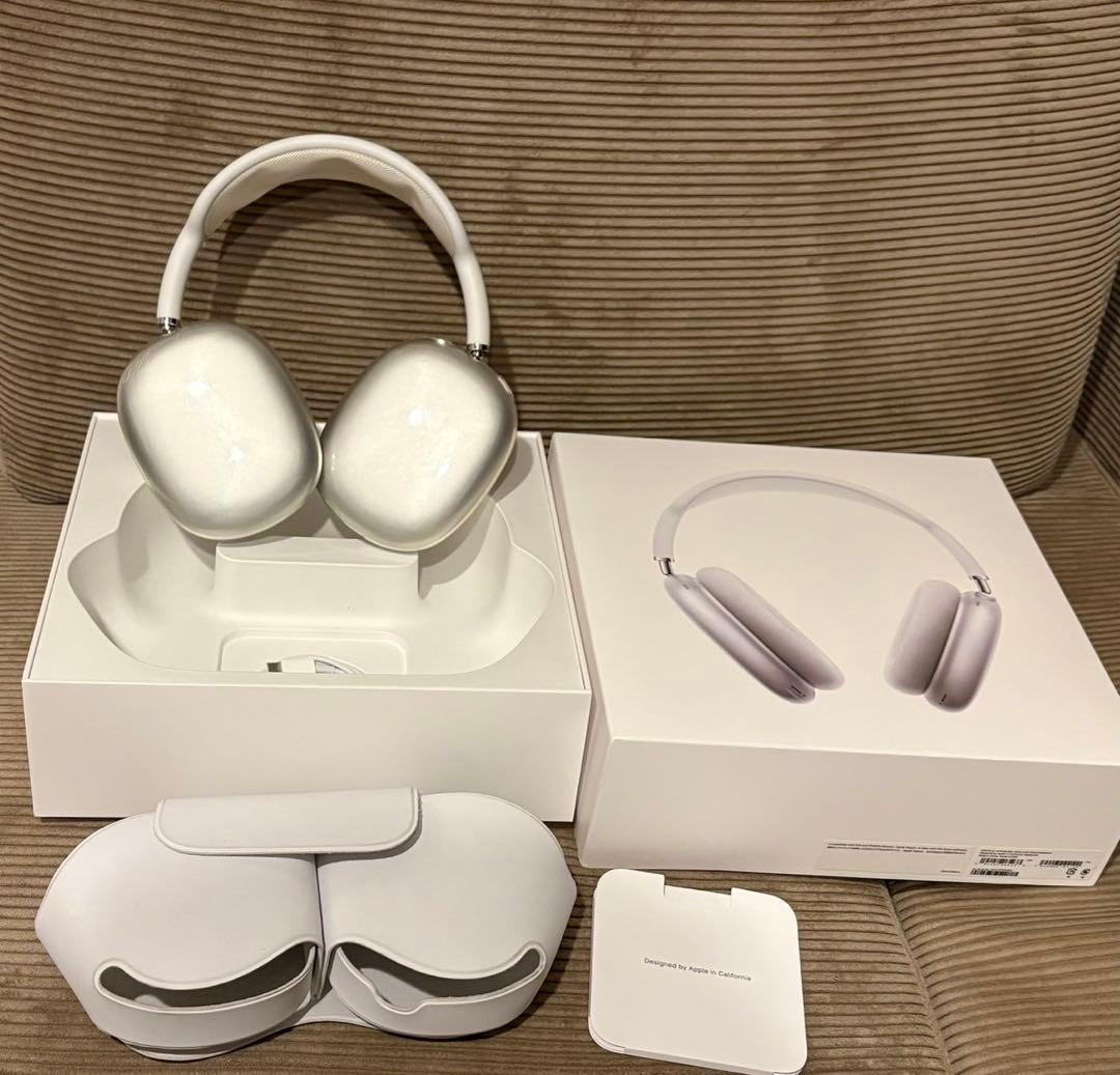 AirPods Max シルバー 本体　レッド　ケース　カバー付き