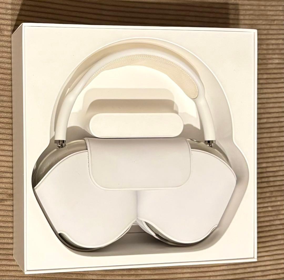 AirPods Max シルバー 本体　レッド　ケース　カバー付き