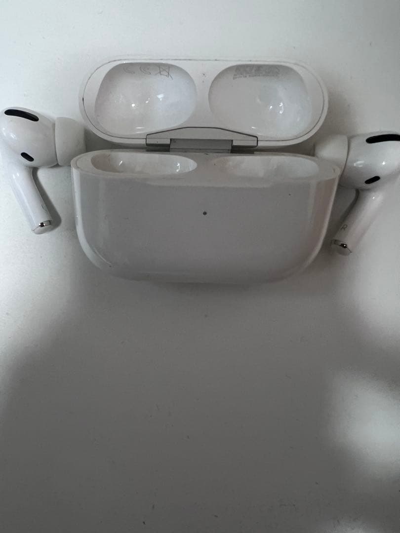 【純正】AirPods Pro ワイヤレスイヤホン 本体