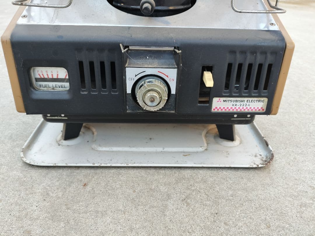 MITSUBISHI KR-232A ストーブ、昭和レトロストーブ