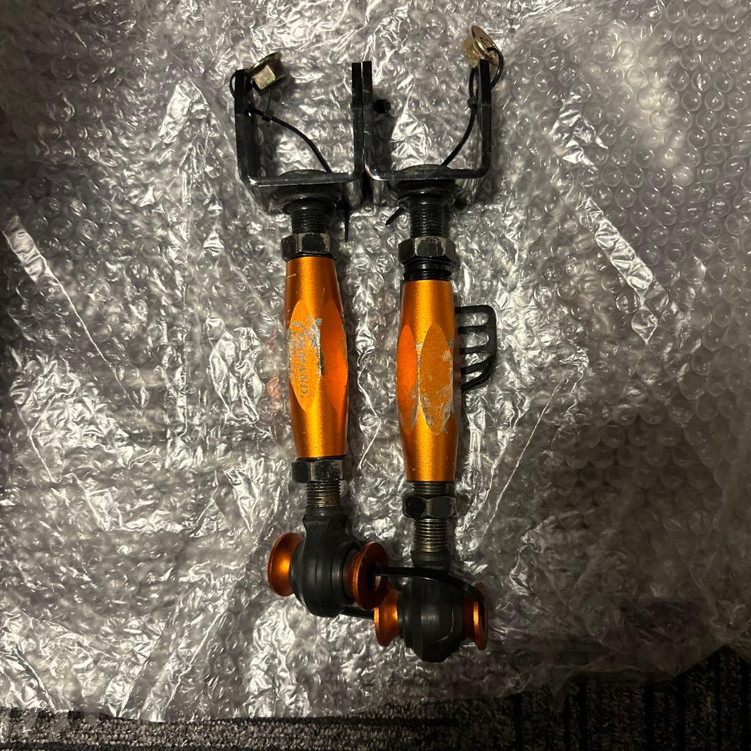 ストリーム T-DEMAND リアアッパーアーム