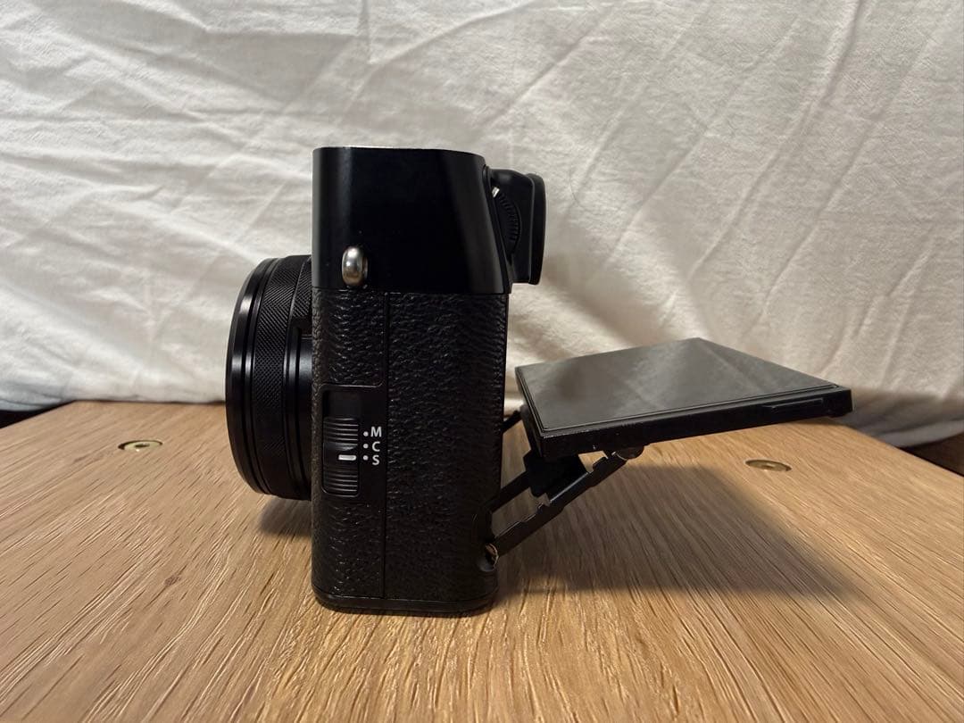 FUJIFILM X100Vi コンパクトデジタルカメラ