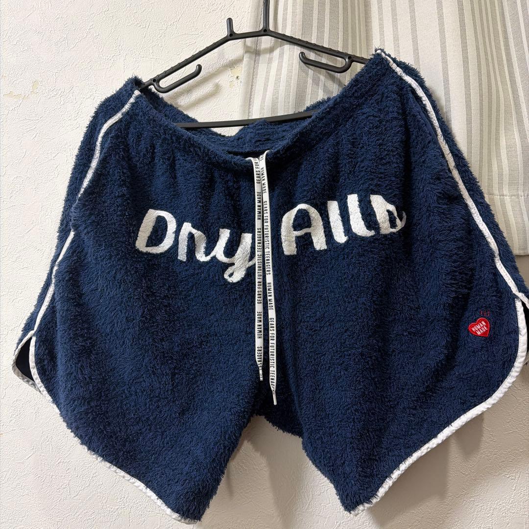 HUMAN MADE ハーフパンツ ネイビー