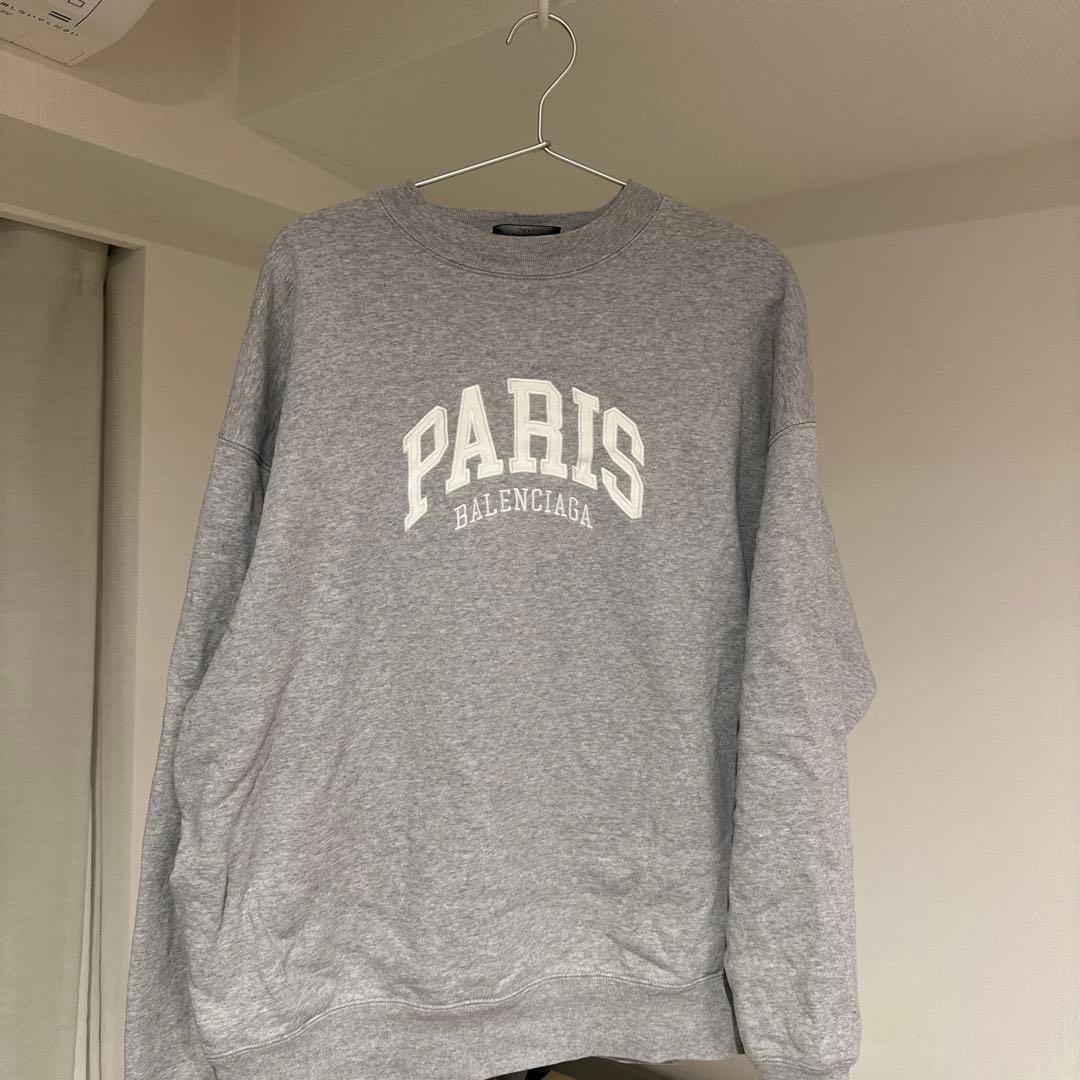 【新品】BALENCIAGA PARI刺繍クルーネックロゴスウェット