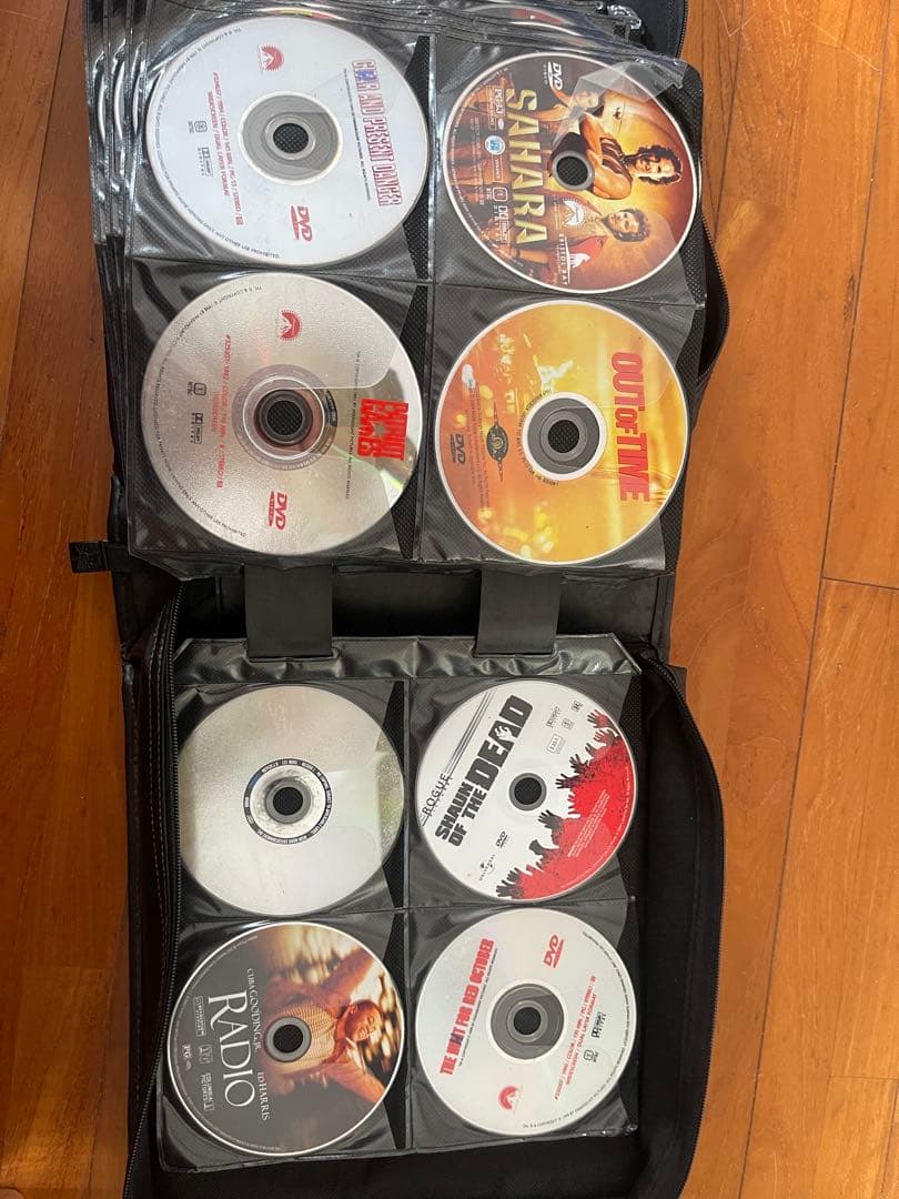 EAST DVDプレーヤー HDMIケーブル・DVD大量付