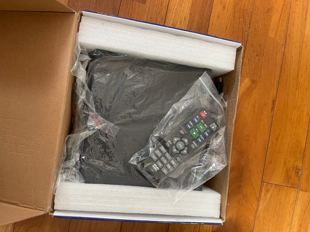 EAST DVDプレーヤー HDMIケーブル・DVD大量付