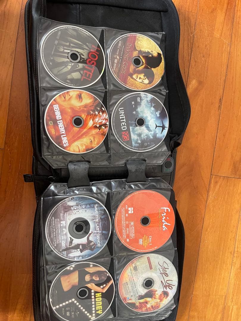 EAST DVDプレーヤー HDMIケーブル・DVD大量付