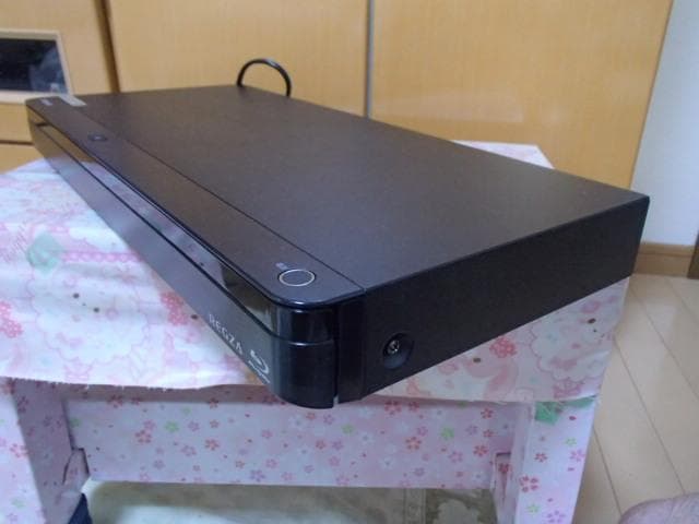 安心の動作保証品、TOSHIBA DBR-W1007 ブルーレイレコーダー