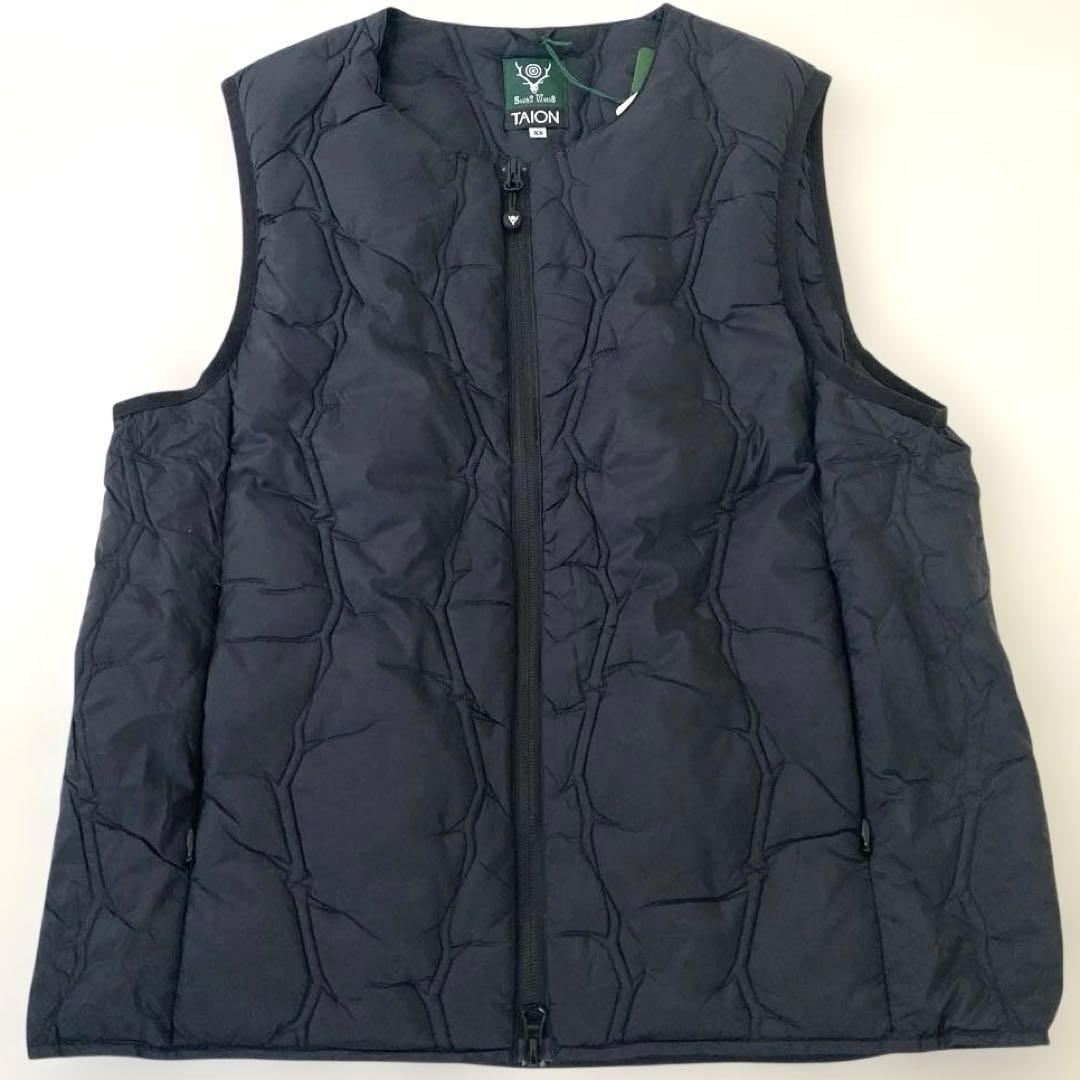 【新品未使用】South2 West8×TAION クルーネックダウンベストXS