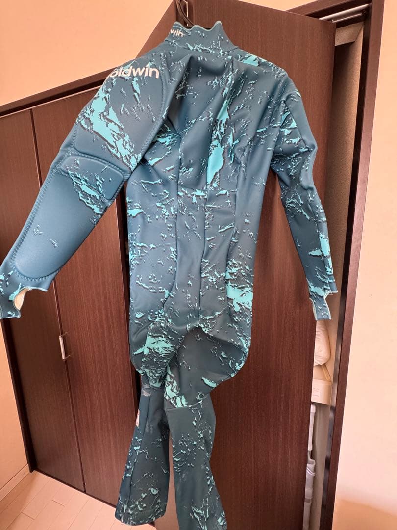 ゴールドウィン　gorldwin ワンピース　Lサイズ　美品