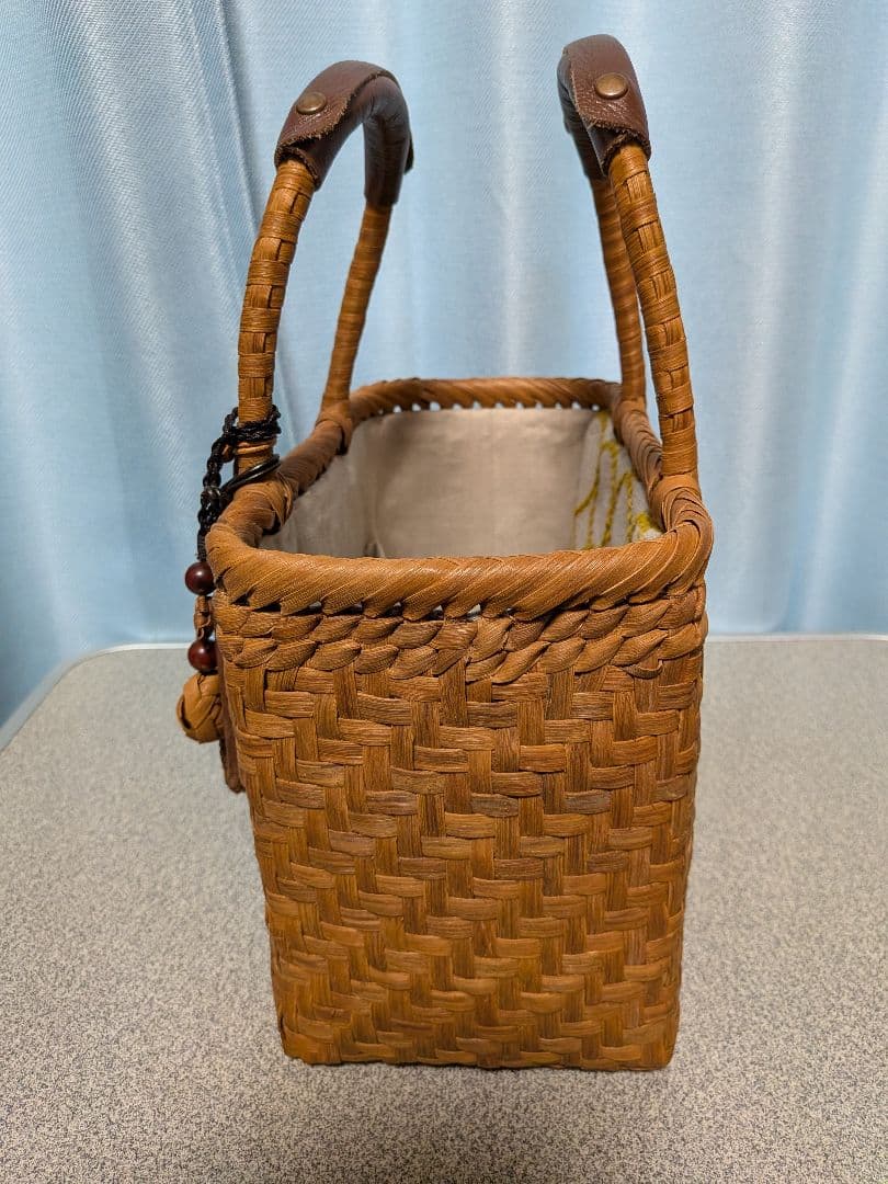 山ぶどう製かごバッグ