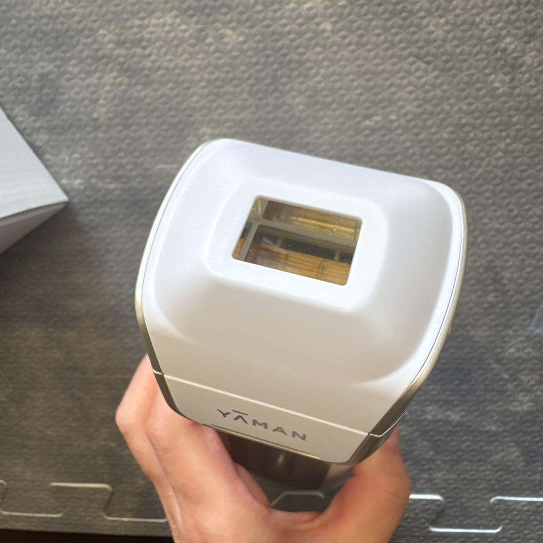 さ*こ様 YAMAN ヤーマン レイボーテ クールプロ YJEA6W 光脱毛器