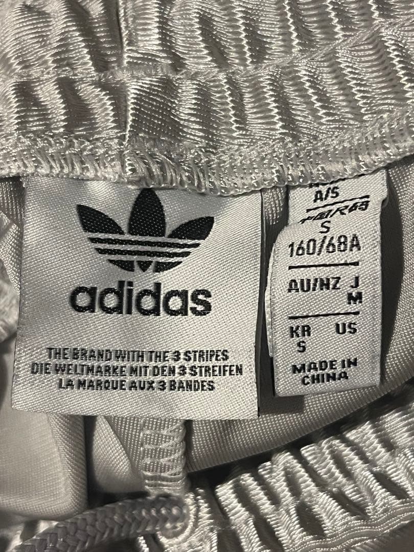 ADILENIUM シーズン2 オーバーサイズ アディブレイクパンツ