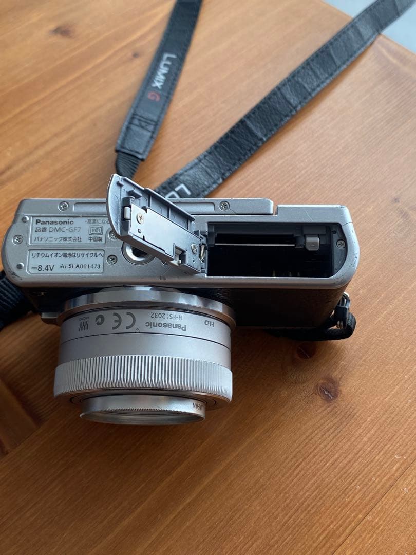 【値下げ済】LUMIX DMC-GF7ダブルズームレンズキット