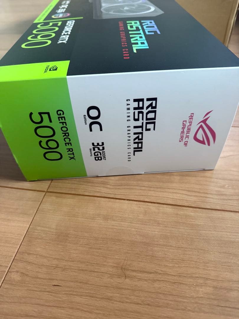 グラフィックボード・グラボ・ビデオカード ASUS ROG ASTRAL GEFORCE RTX 5090