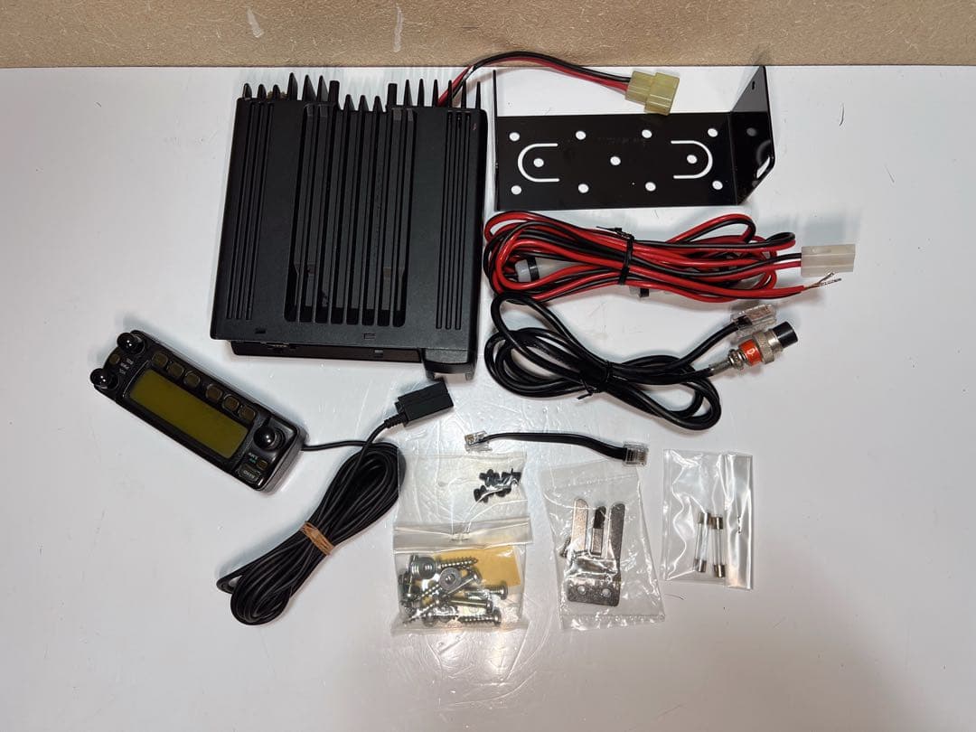 ICOM IC-207 デュアルバンドFMトランシーバー