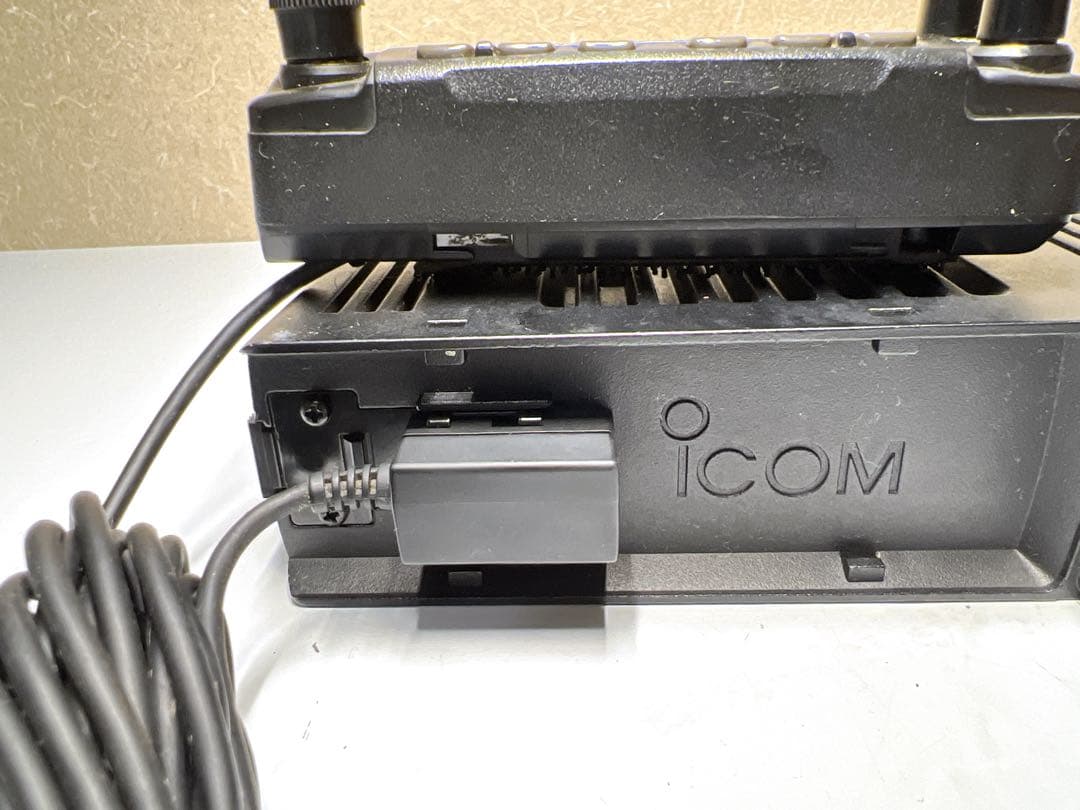 ICOM IC-207 デュアルバンドFMトランシーバー