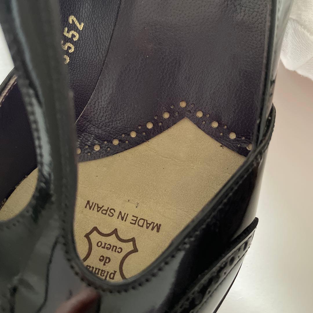 黒エナメル　革靴　CARMINA 23cm ヒール有り