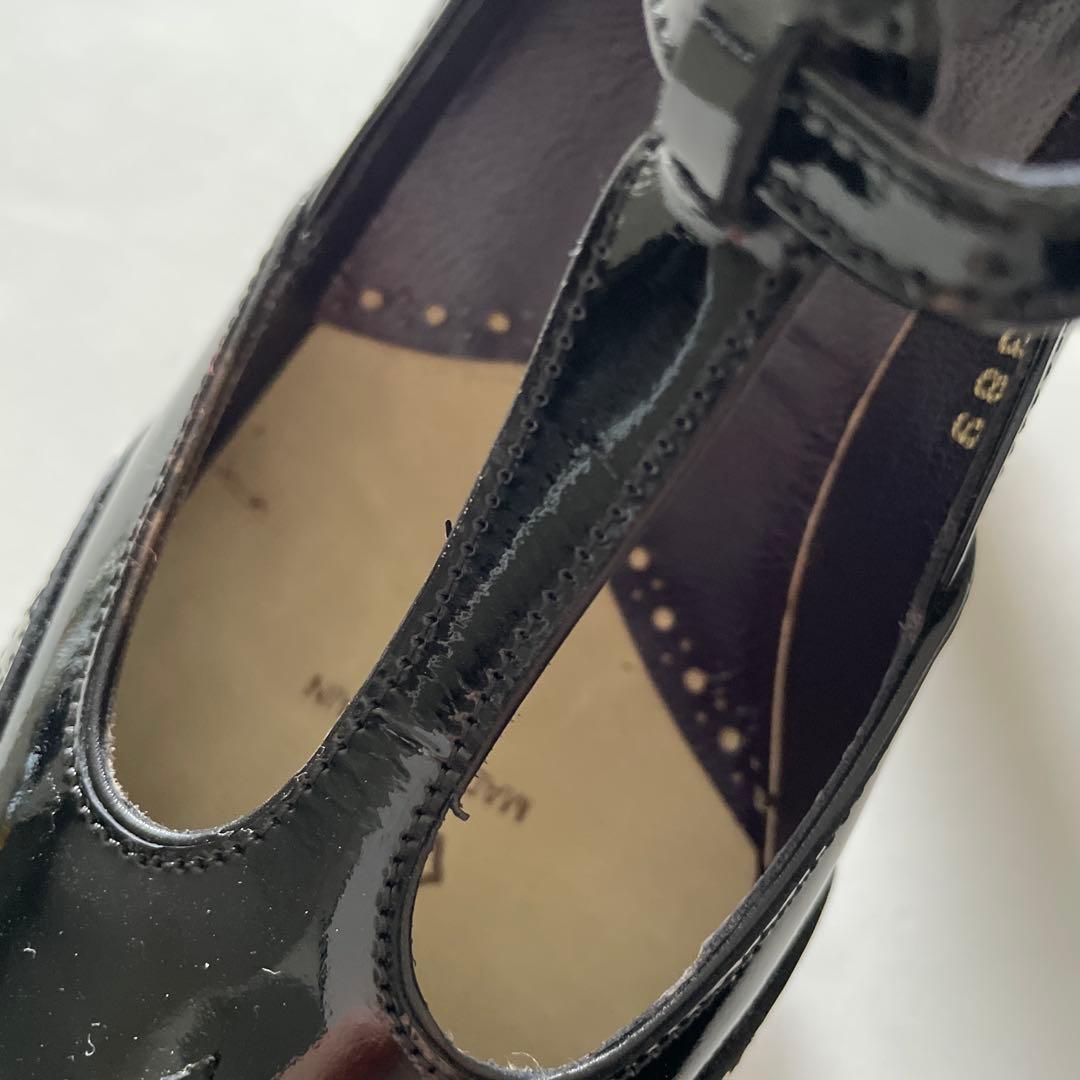 黒エナメル　革靴　CARMINA 23cm ヒール有り