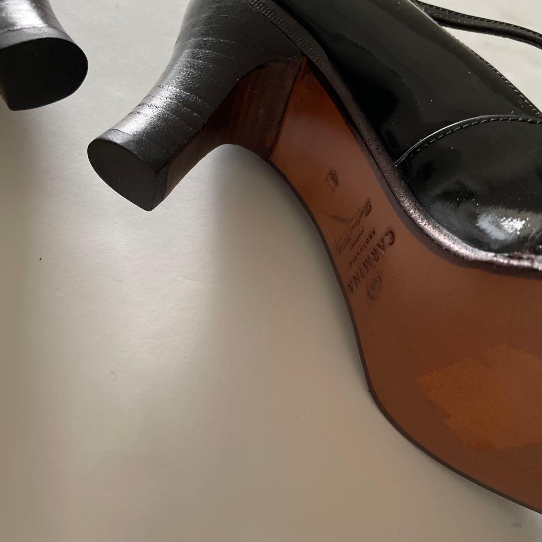 黒エナメル　革靴　CARMINA 23cm ヒール有り