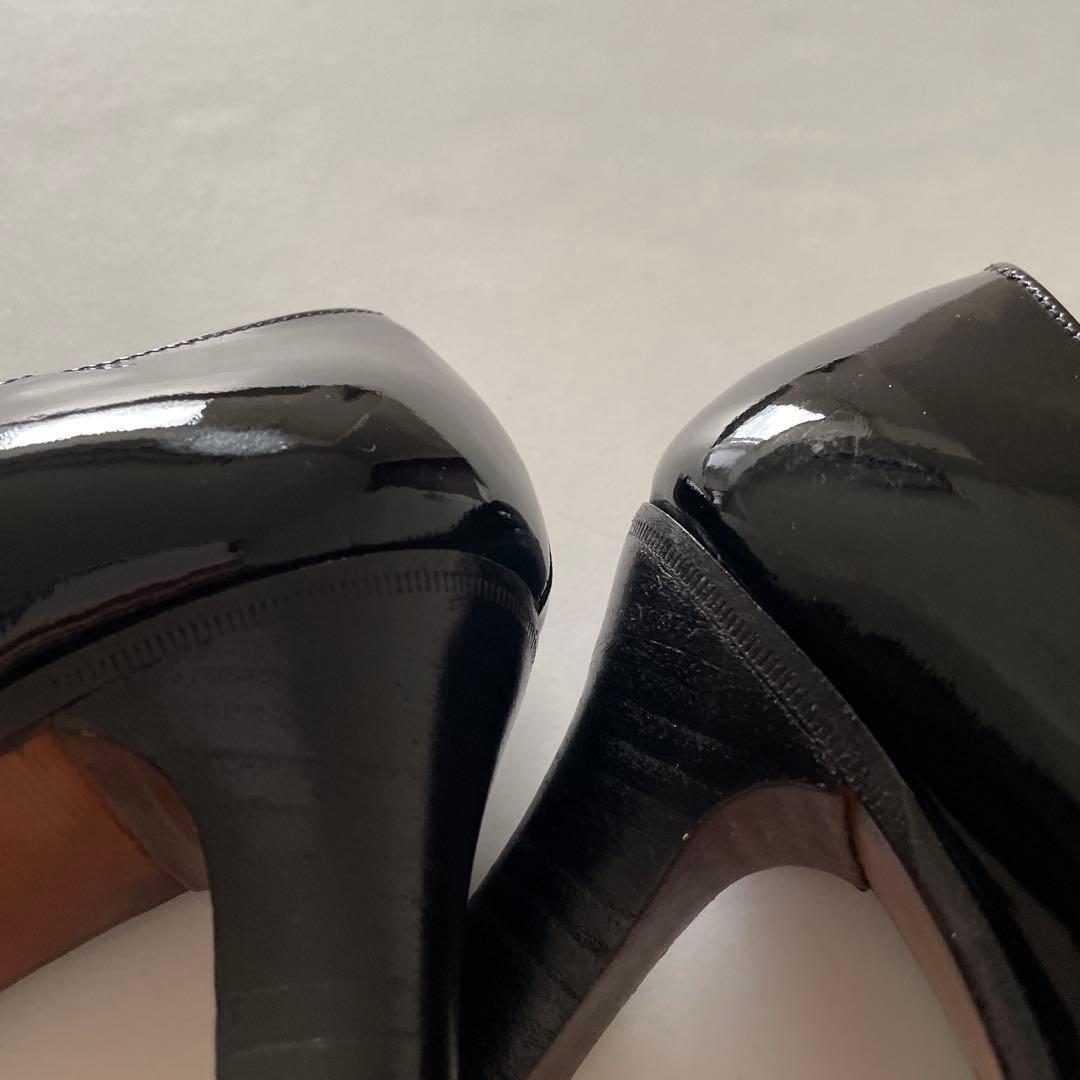 黒エナメル　革靴　CARMINA 23cm ヒール有り
