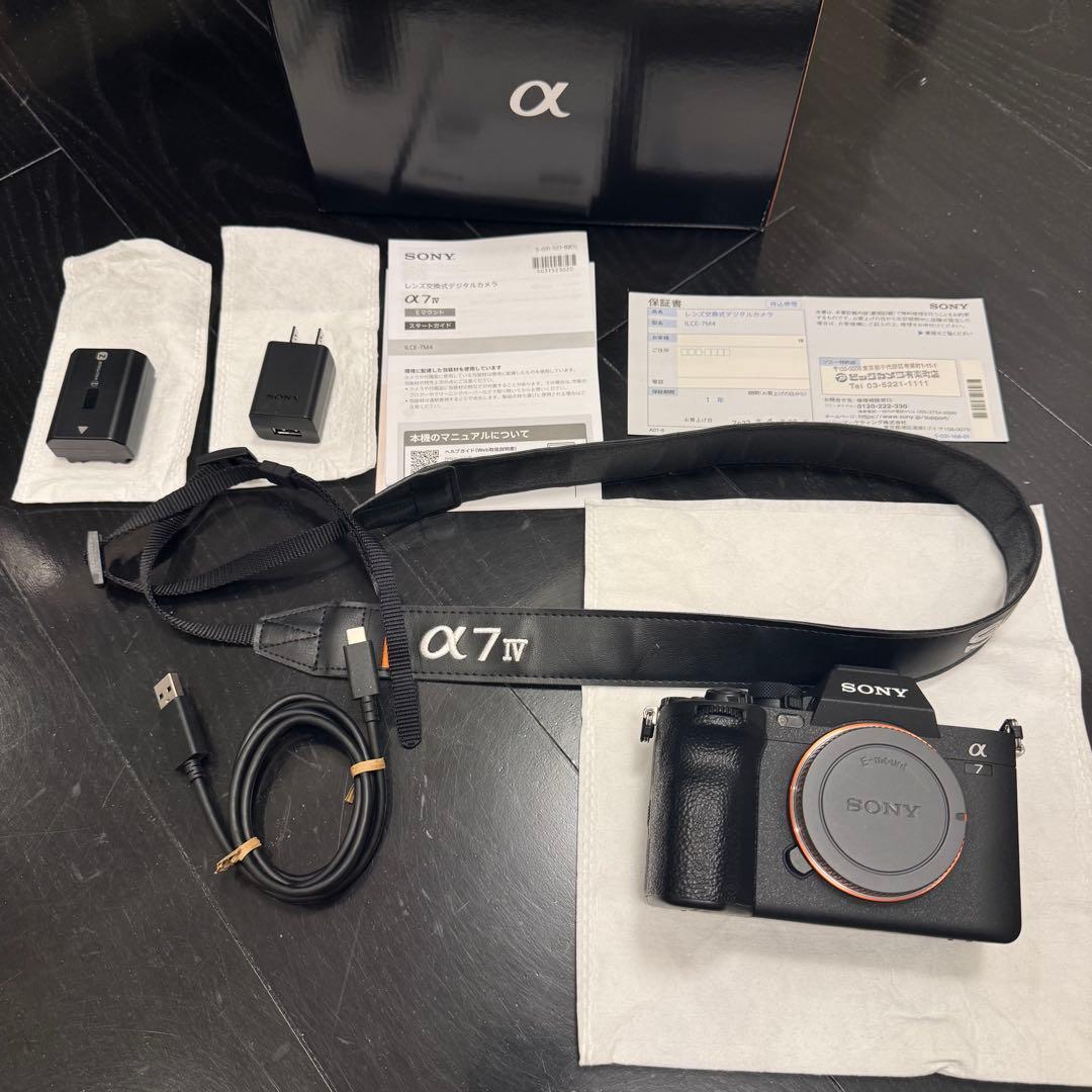 【美品】SONY α7 IV ILCE-7M4 ボディ　ミラーレス一眼
