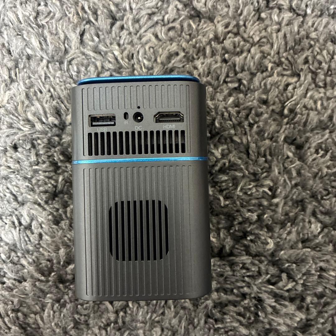 小型プロジェクター　CINEMAGE mini-BL