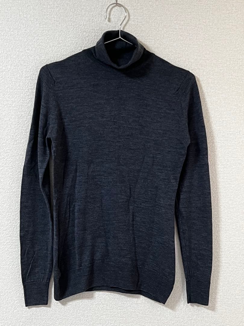 JOHN SMEDLEY　ジョンスメドレー　タートルネック　薄手　M　イギリス製