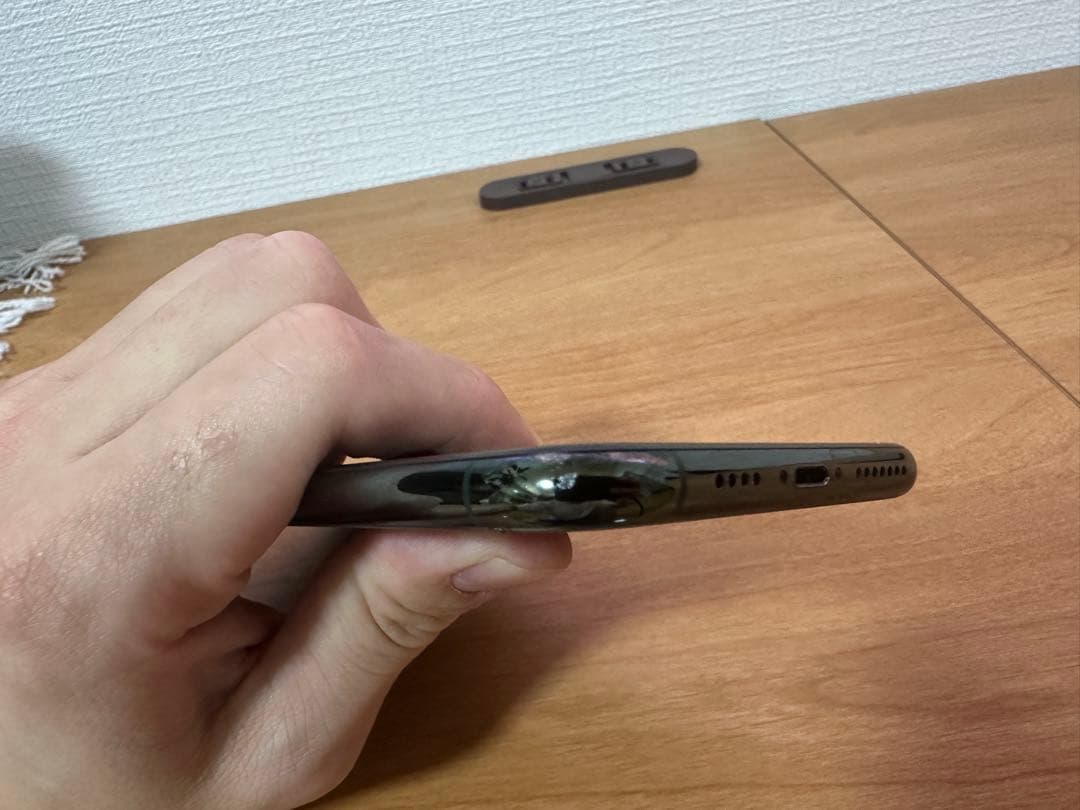 Iphone11promax 256GB 背面割れ