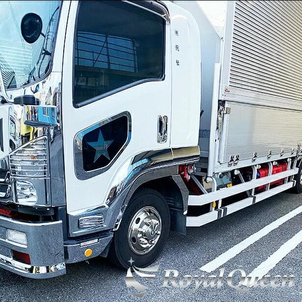 0646 いすゞ 新型フォワード 07フォワード フェンダーパネル 鏡面