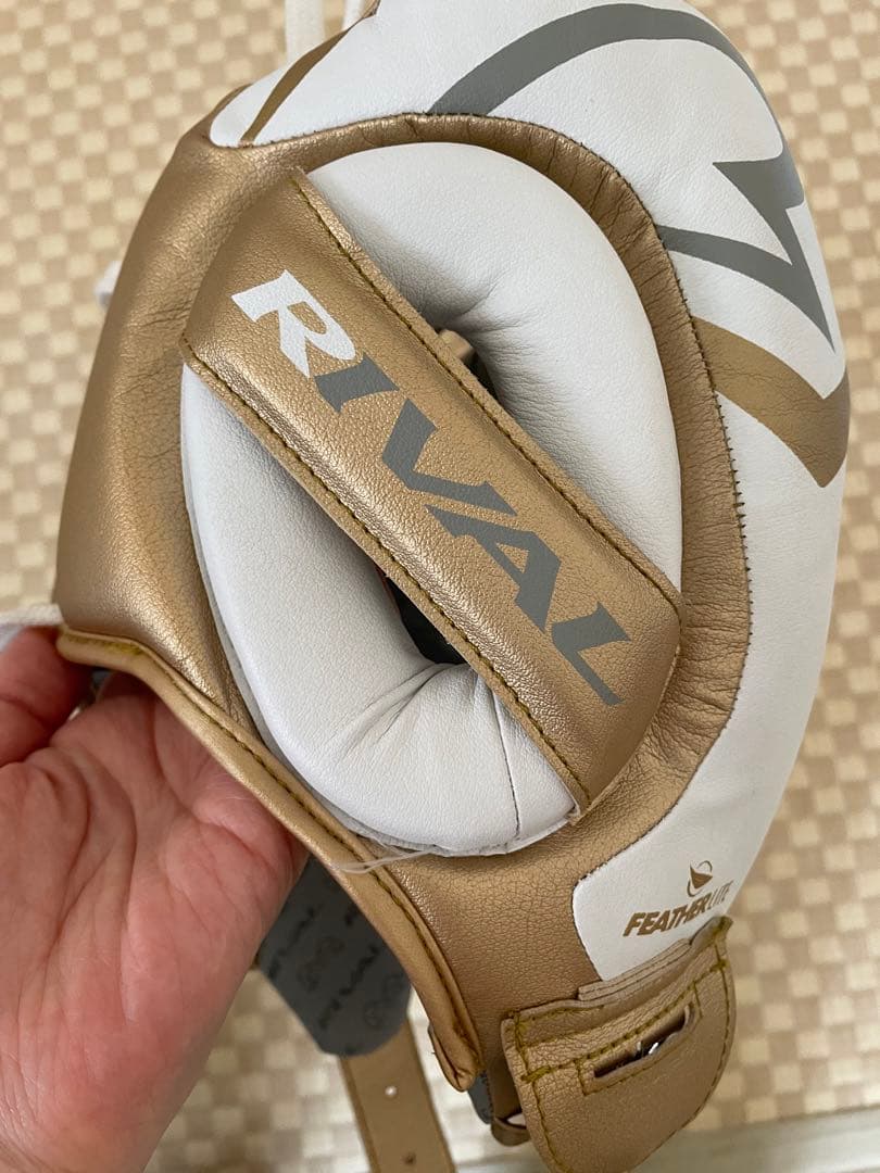 Rival(ライバル)RHG100 ヘッドガード/ホワイト×ゴールド