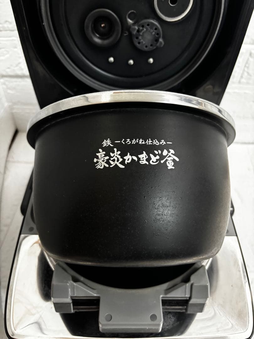 【美品】象印 炊飯器 NW-LB10 2021年製