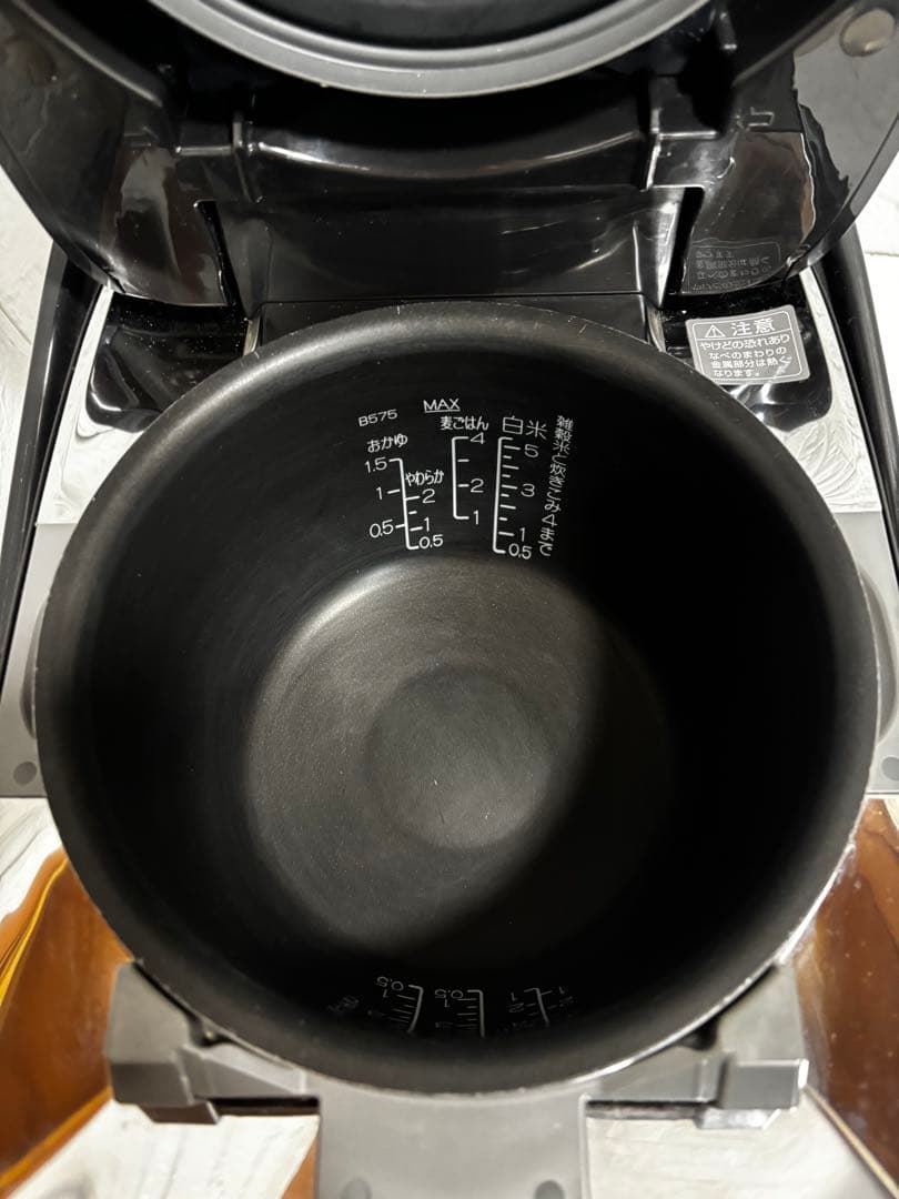 【美品】象印 炊飯器 NW-LB10 2021年製