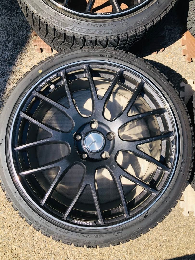 シゲ　4/4 rays ホムラ 8.5j43 2x8GTS 19インチ