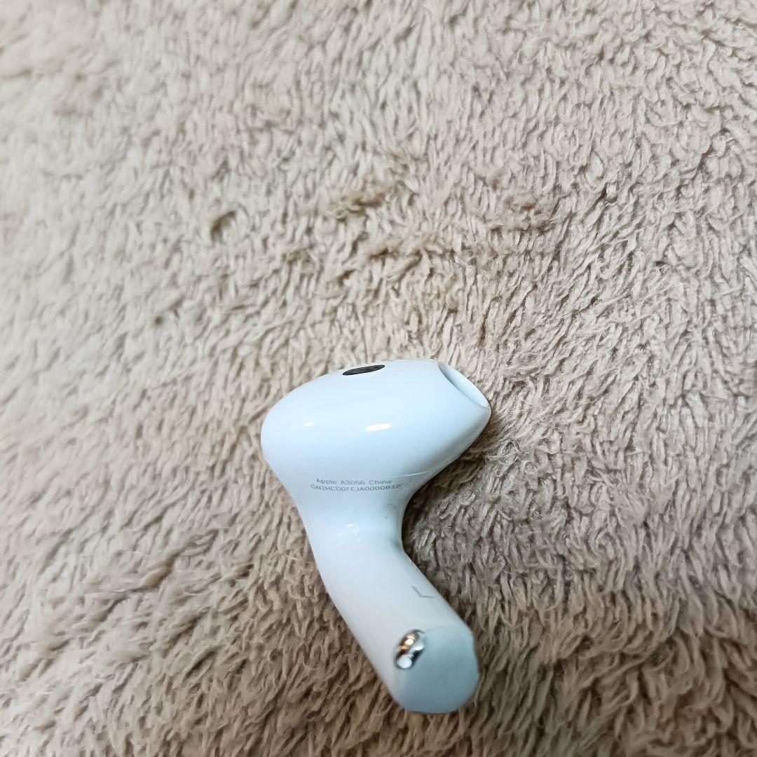 Apple AirPods 第4世代 左耳のみ L 01