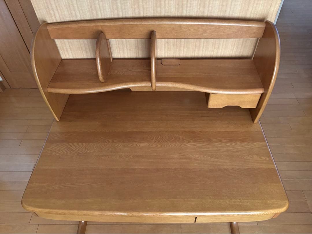 カリモク　学習机　セット販売① 机