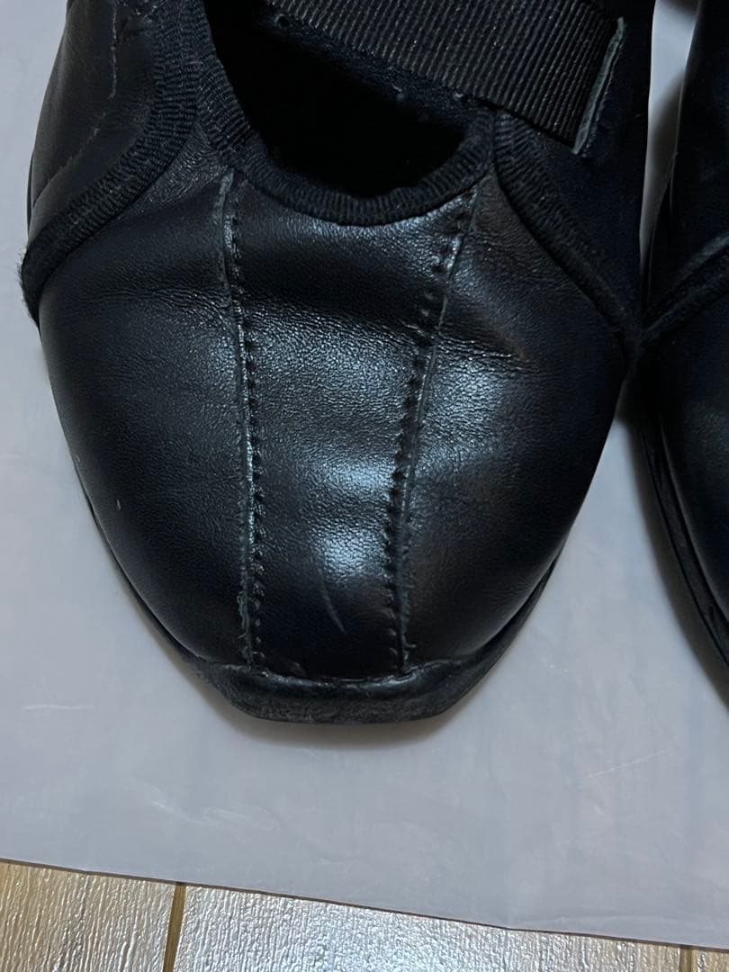 foundrymews Zoe 10M 黒 牛革