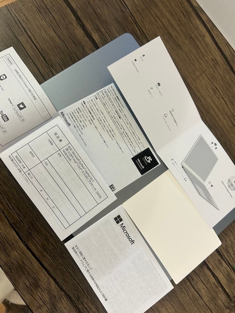 Microsoft Surface Laptop Go3 シルバー