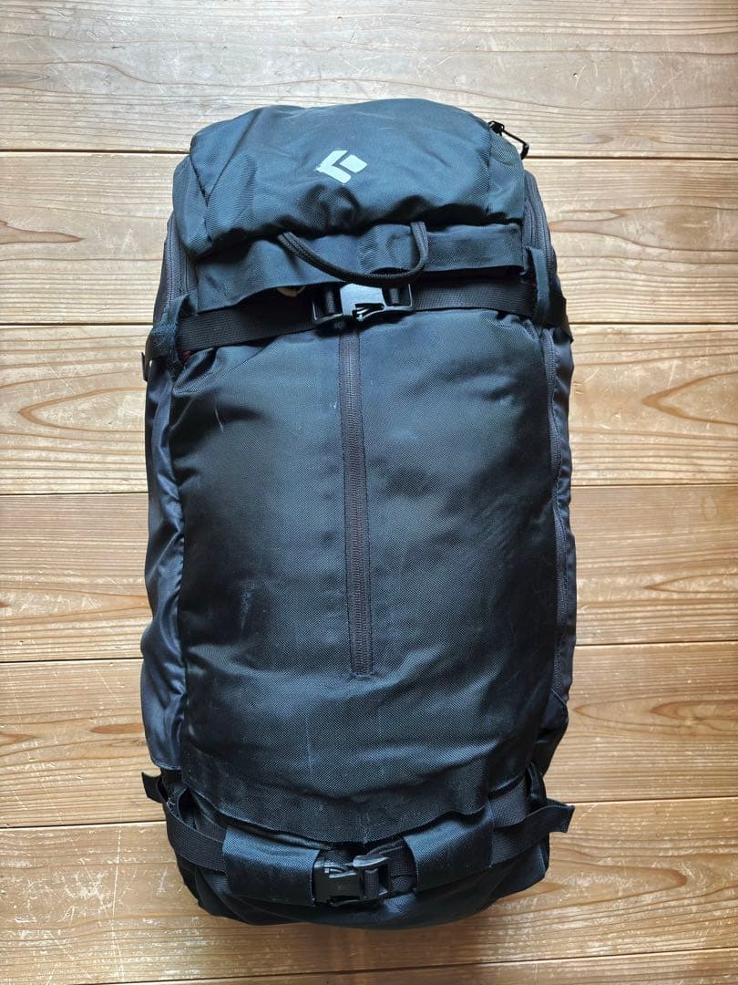 電動式雪崩エアバッグ　 SAGA 40