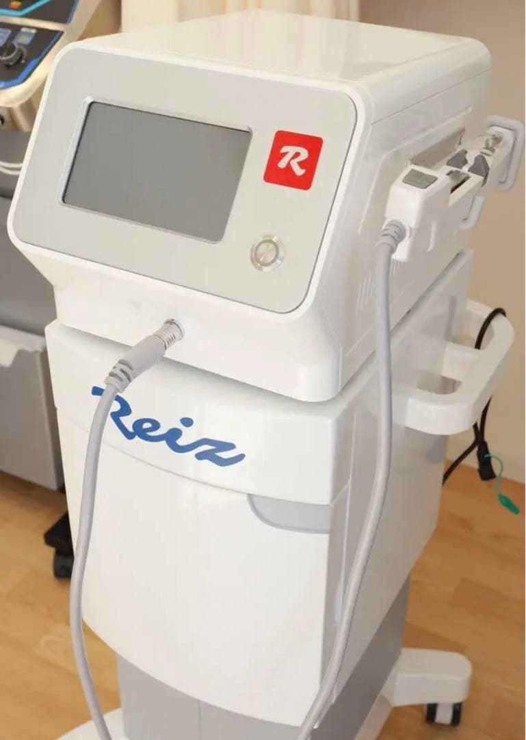 ニードルレスインジェクター　REIZ [ライツ]